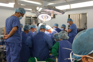 Doctor Lagast meeting and teaching surgery in Gwangiu (Zuid-Korea)